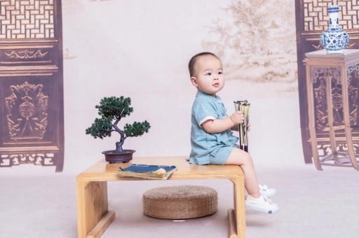 济源孕妇肚子上的黑线